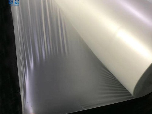 TPU抗寒膜沖鋒衣防水透氣保暖薄膜手套里料復(fù)合薄膜等專用